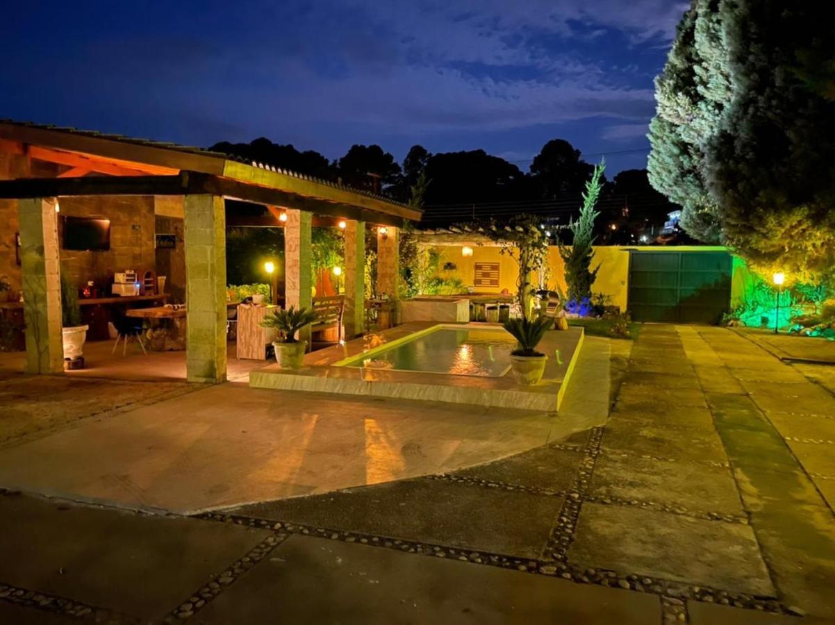 Campos House Hotel Campos do Jordao Exterior photo